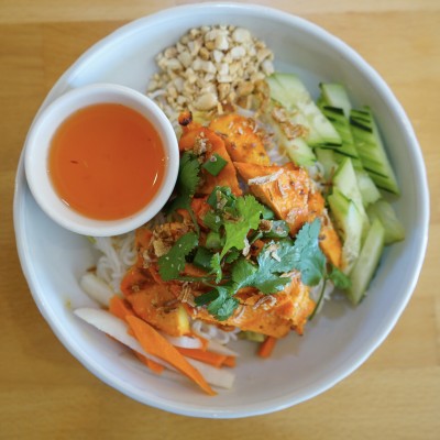 Grilled Lemongrass Chicken Breast Vermicelli
