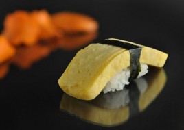 Tamago (Egg) Nigiri (2 pcs)