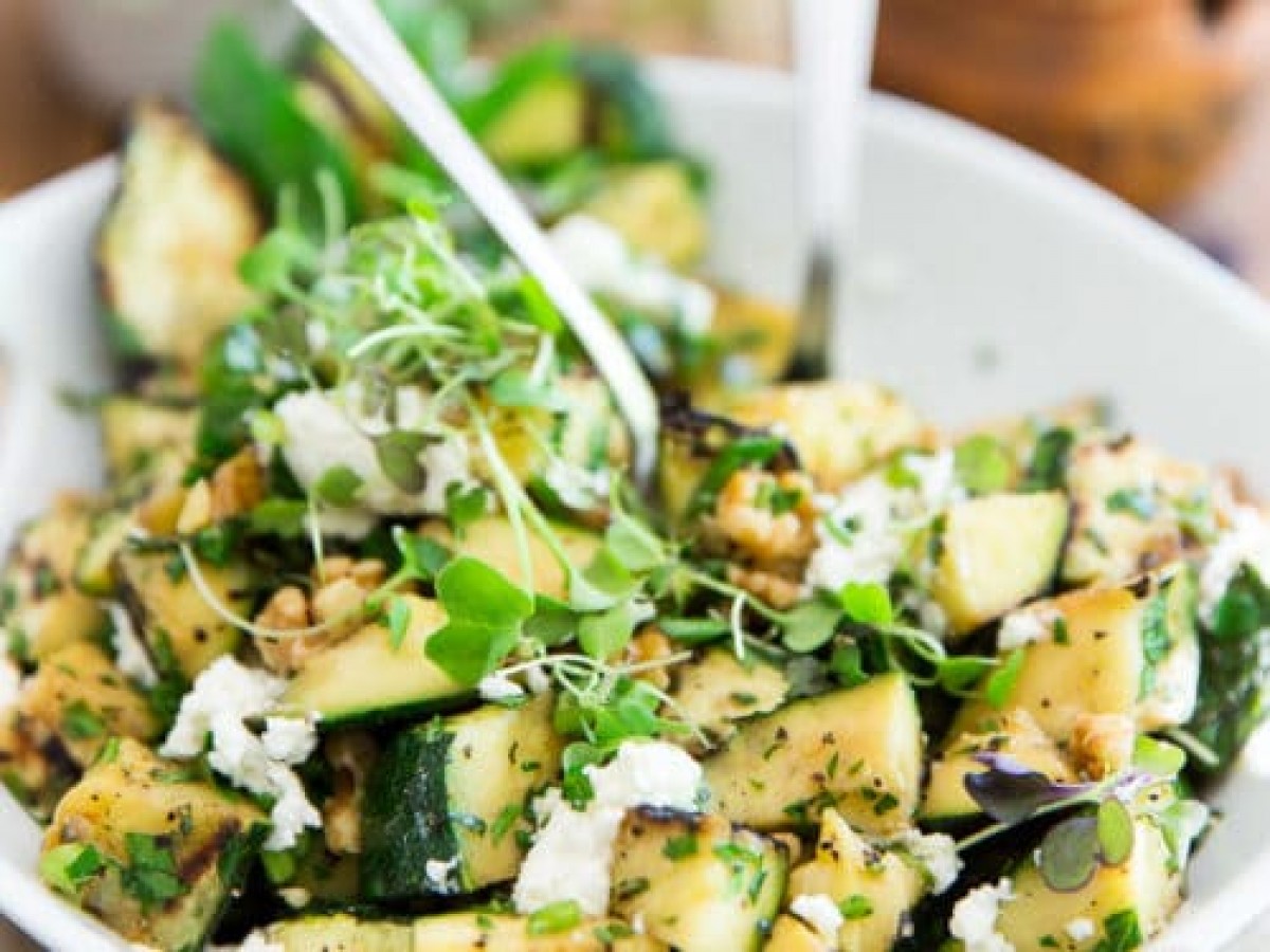 Mediterranean Grilled Zucchini Salad