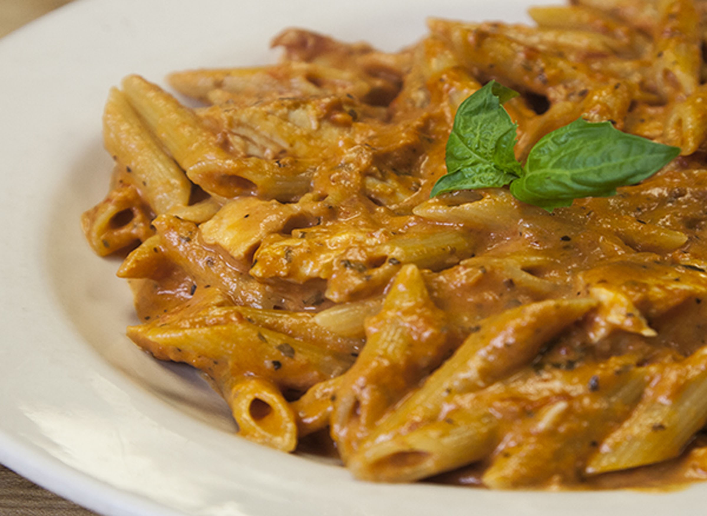 Pasta Roso Alpano-Creamy Red Sauce
