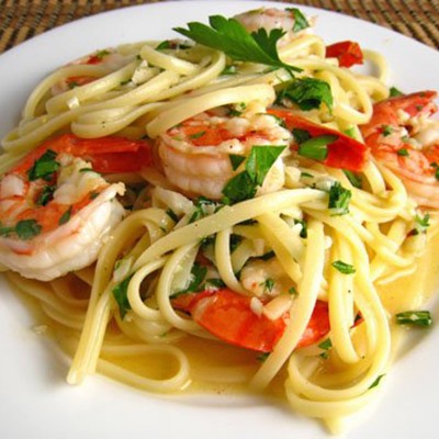 Spaghetti in Garlic Butter and Shrimp