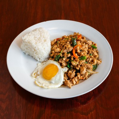 Basil Chicken / Over-Easy Fried Egg with Rice