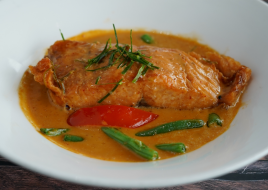 SP9. Salmon Panang Curry