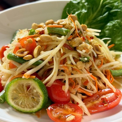 Green Papaya Salad (Som Tum)