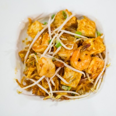 Pad Thai Noodles with Shrimp & Chicken