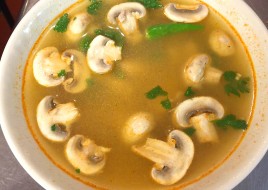 Tom Yum Kai (Spicy Chicken Soup)