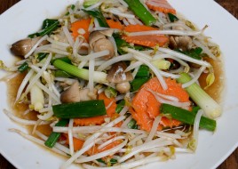 Sauteed Bean Sprouts with Green Onion