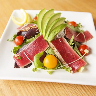 Ahi Tuna Tataki Salad