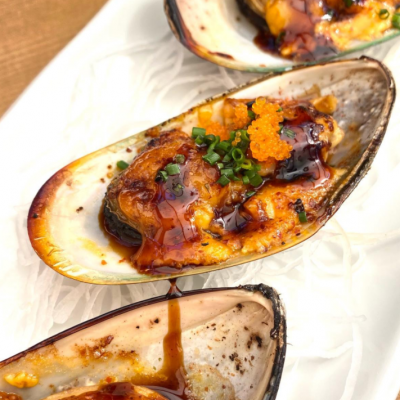 Dynamite Mussels
