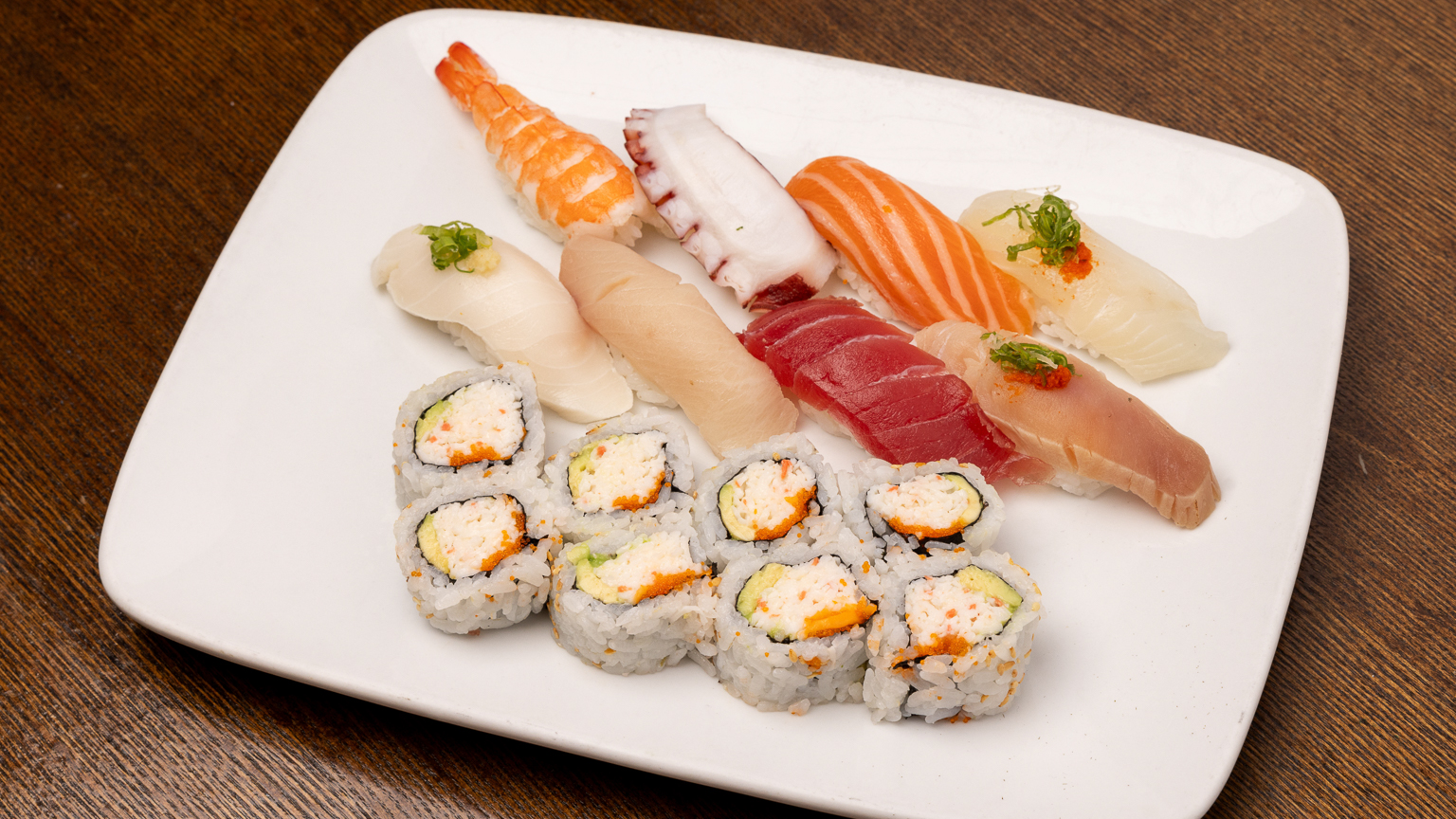 Sushi & Roll Entree