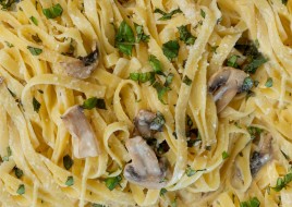 Fettuccine Alfredo