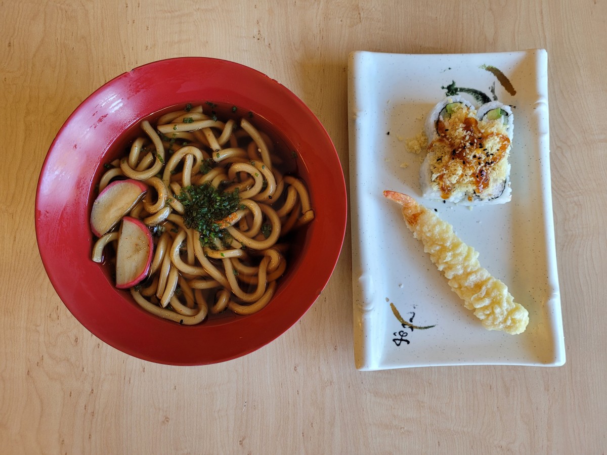 33. Shrimp Tempura Udon + 4 Piece Crunch Roll