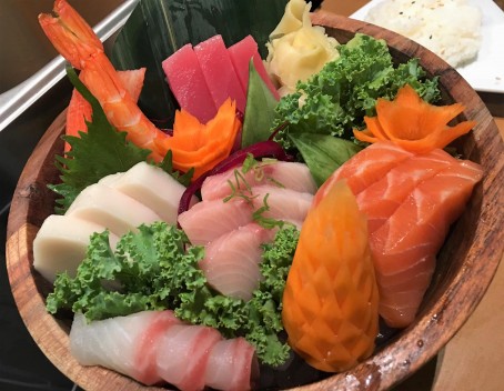 Udon Thai and Sushi SUSHI COMBO