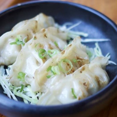 VEGGIE GYOZA (5pcs)