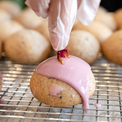 Earl Grey & Rose Tea Cake- Vegan