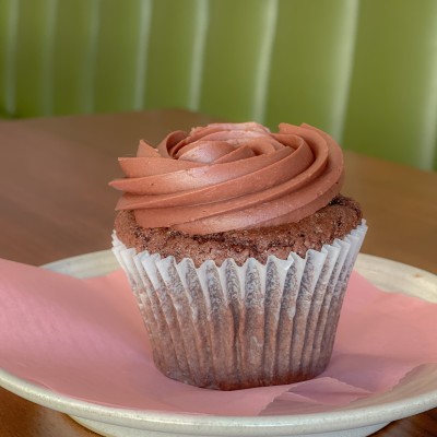 Regular Organic Cupcakes -Straus Butter