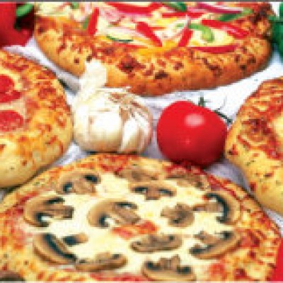 B.B.Q. Chicken Combo Pizza 