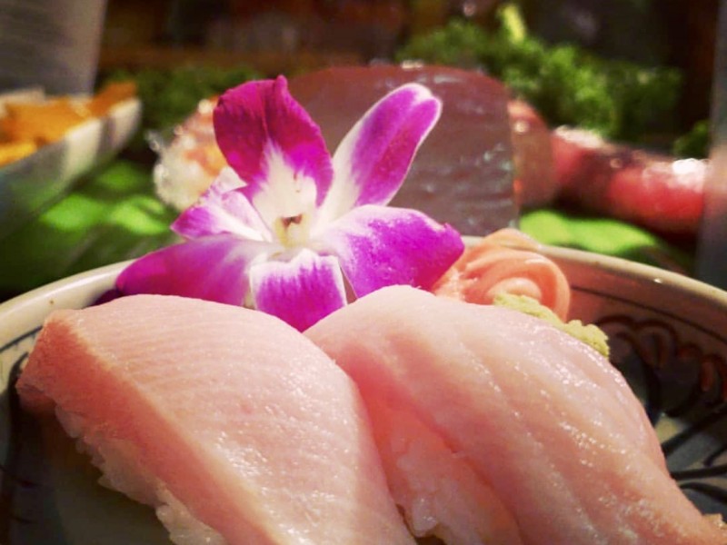 Hamachi Sushi