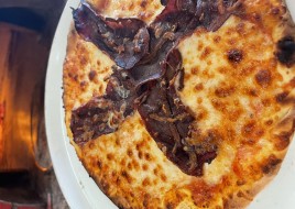 Bastruma Pizza