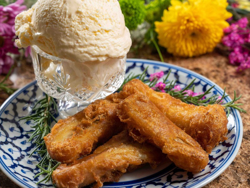 Fried Banana with Ice Cream