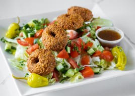 Veggie Vegan Falafel Salad