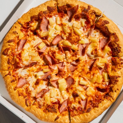 Medium Hawaiian