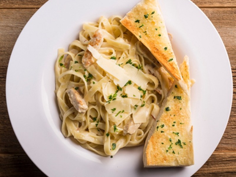 Fettuccine Alfredo with Grilled Chicken