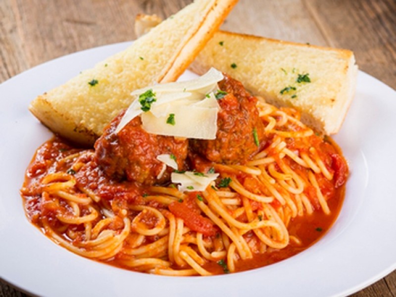 Spaghetti & Meatballs