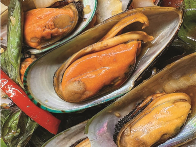 Thai-Style Mussels