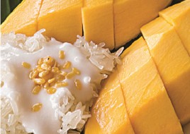 Sticky Rice w/ Mango