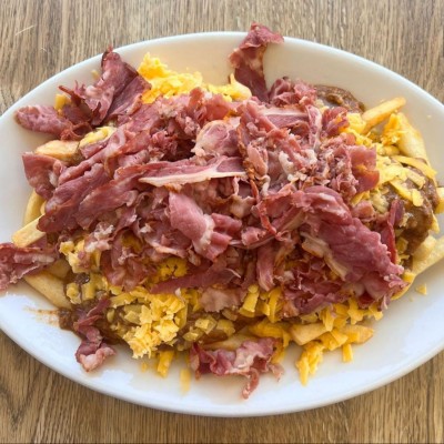 Chili Cheese Fries w/meat