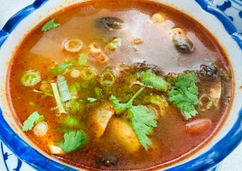 TOM YUM