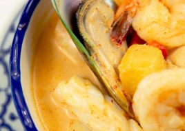 PINEAPPLE CURRY