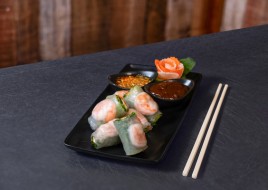 FRESH SPRING ROLLS (6 pcs)