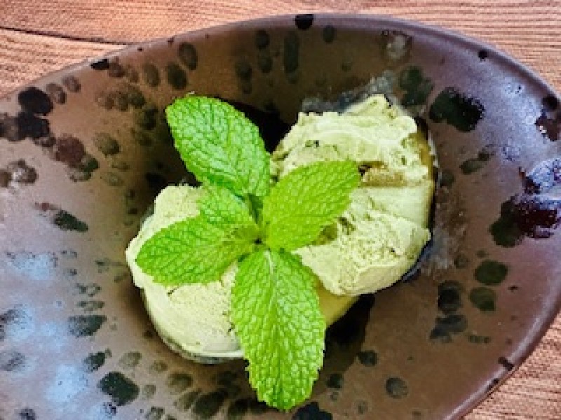 GREEN TEA ICE CREAM (2 Scoops)