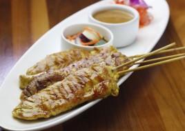 Satay Chicken (4pcs)