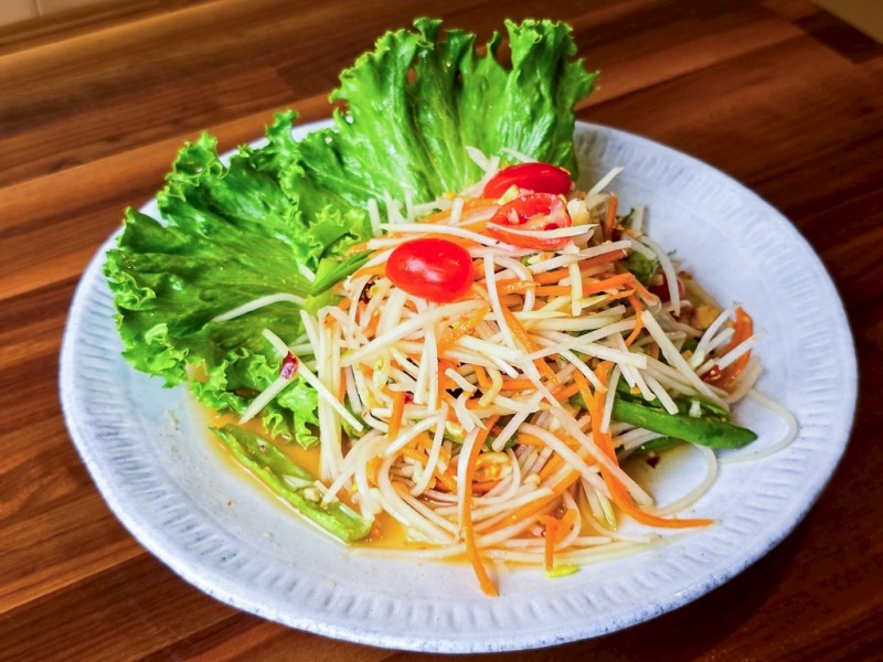 Somtum Thai (Papaya Salad)