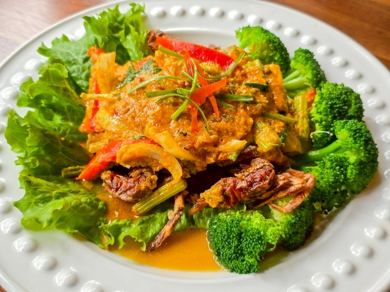 Soft Shell Crab Pad Pong Karee