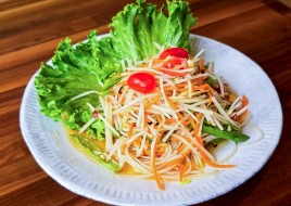 Somtum Thai (Papaya Salad)