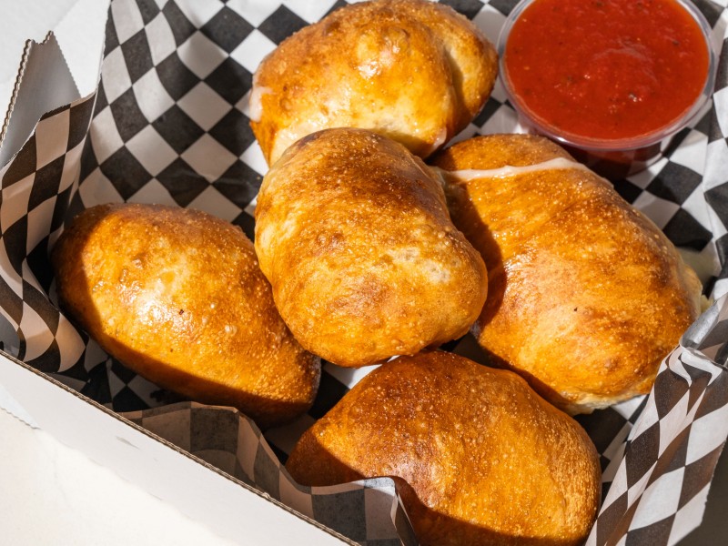 Garlic Cheese Rolls (5 Pcs) 