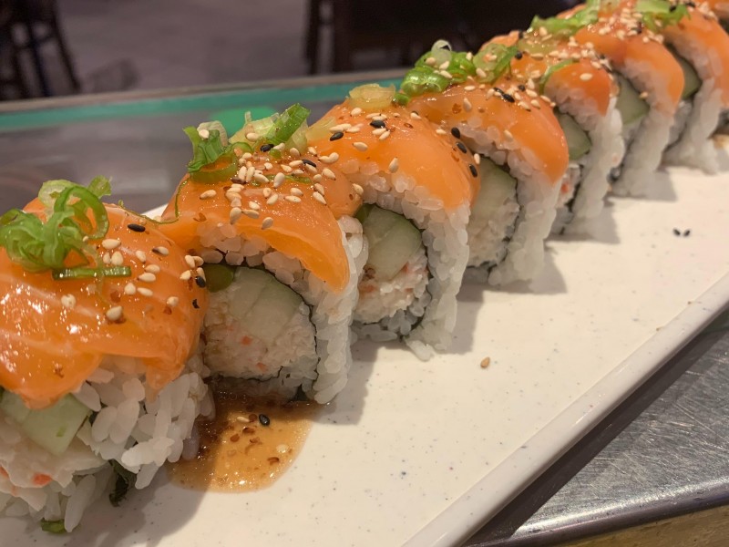 Salmon Special Roll