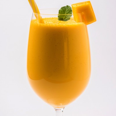 MANGO LASSI