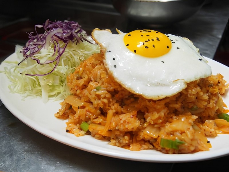 Spam Kimchi Fried Rice (스팸 김치볶음밥)