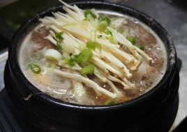 Bulgogi in Hot Stone Pot (뚝배기불고기)