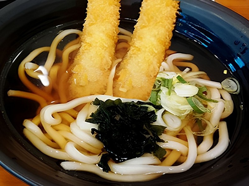 Udon w/ Shrimp Tempura (새우튀김우동)
