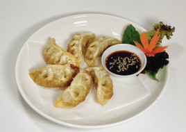 Chicken Gyoza ( 6pcs )