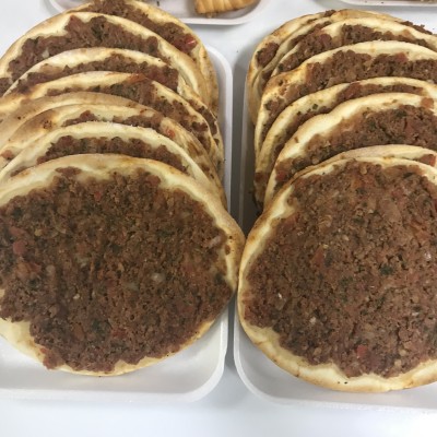 6 small Lahmajun 