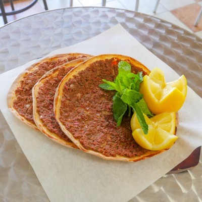 Vegetarian Lahmajun 