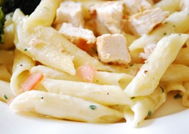 Penne and Chicken Alfredo