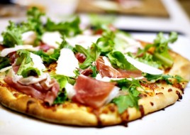 Arugula Prosciutto Pizza